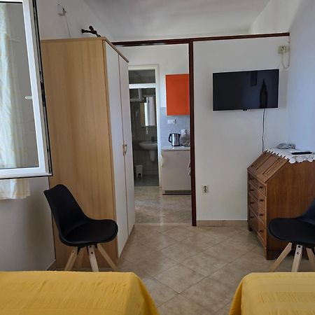 Apartments Bajo - Free Parking Dubrovnik Eksteriør billede