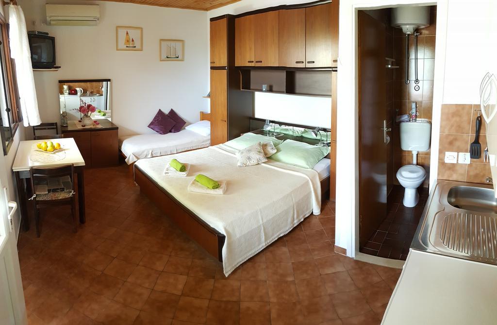 Apartments Bajo - Free Parking Dubrovnik Eksteriør billede