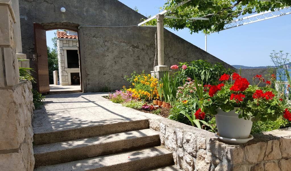 Apartments Bajo - Free Parking Dubrovnik Eksteriør billede