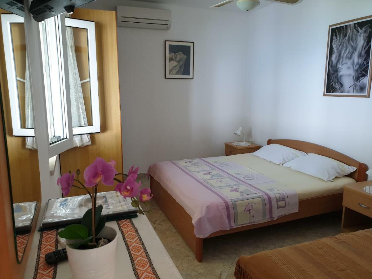 Apartments Bajo - Free Parking Dubrovnik Eksteriør billede